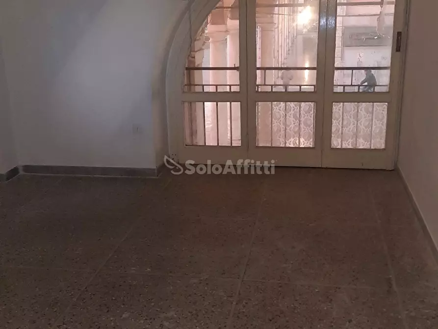 Immagine 16 di Ufficio in affitto  a Livorno