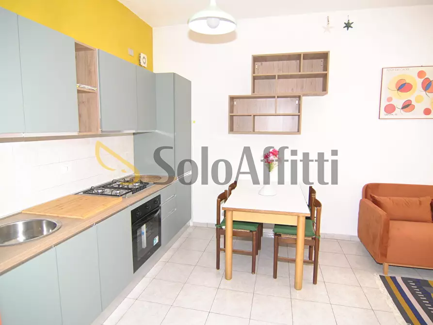 Immagine 2 di Monolocale in affitto  in Via de Larderel 88 a Livorno