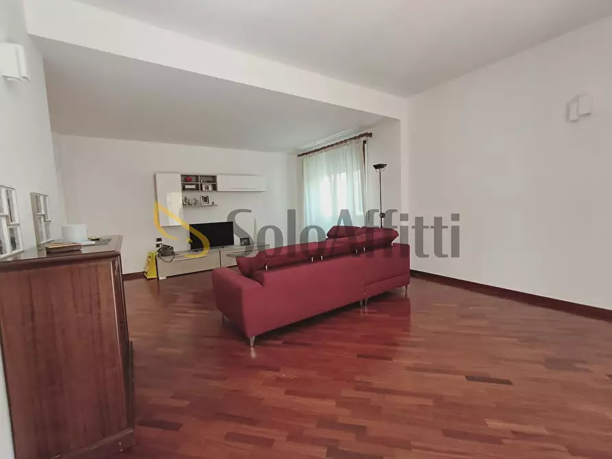 Immagine 14 di Trilocale in affitto  in Via Guido Alfani a Roma