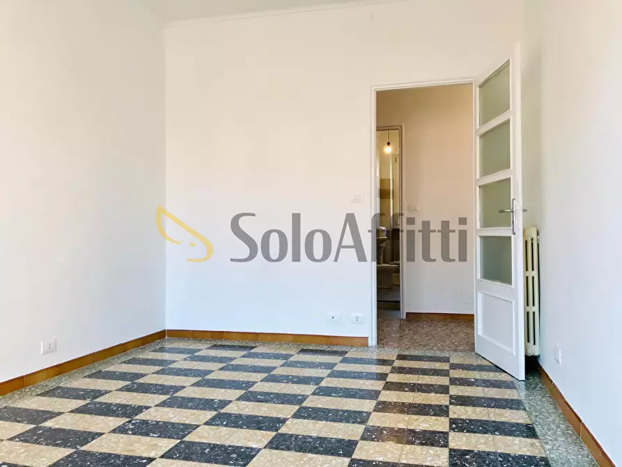 Immagine 1 di Trilocale in affitto  in Via Crevacuore a Torino