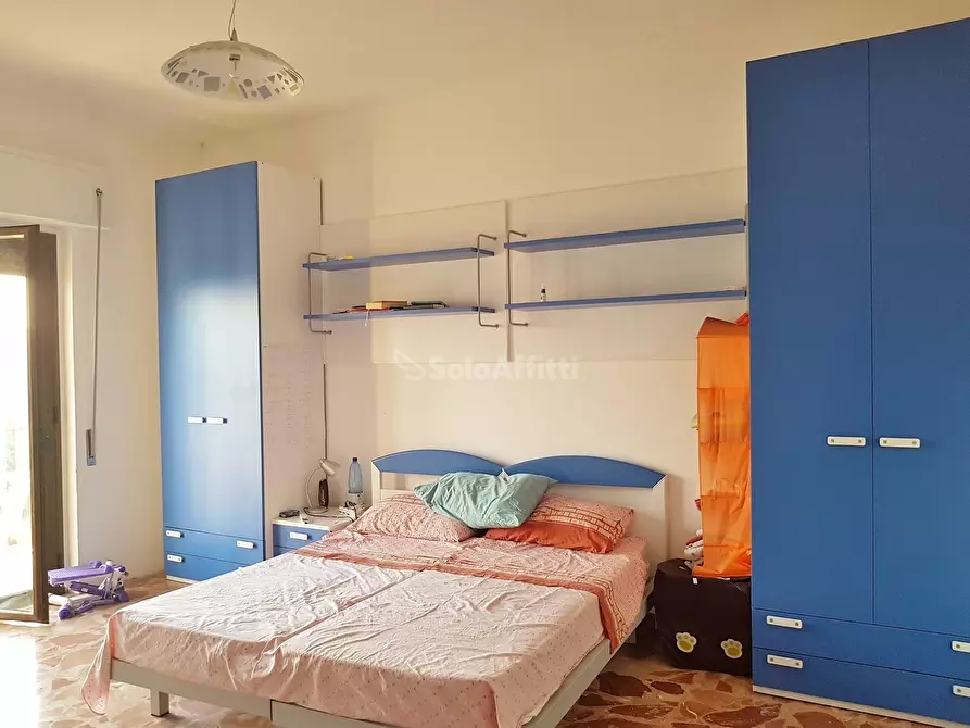 Immagine 5 di Stanza singola in affitto  a Catanzaro