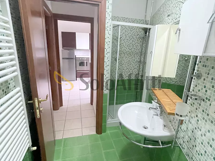 Immagine 14 di Bilocale in affitto  a Osimo