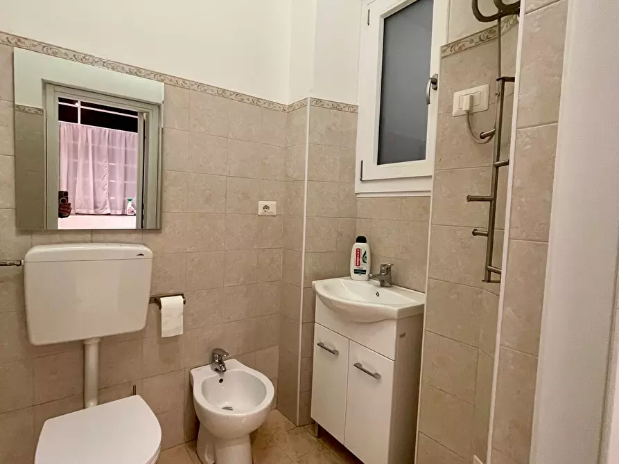 Immagine 13 di Bilocale in affitto  in STRADA AURELIO SAFFI 12 a Parma