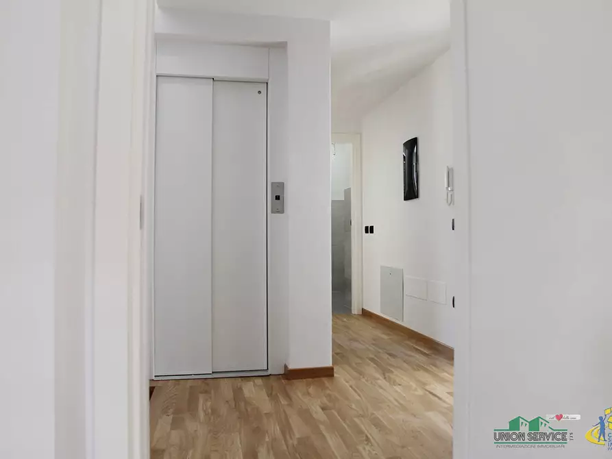 Immagine 17 di Casa bifamiliare in vendita  a Parma