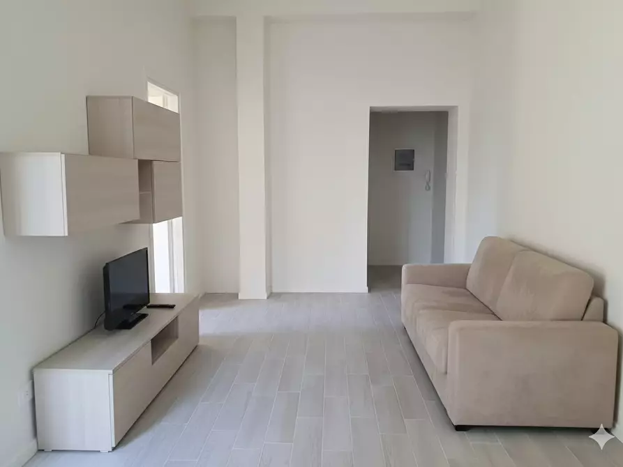 Immagine 4 di Bilocale in vendita  in VIA SOLARI a Parma