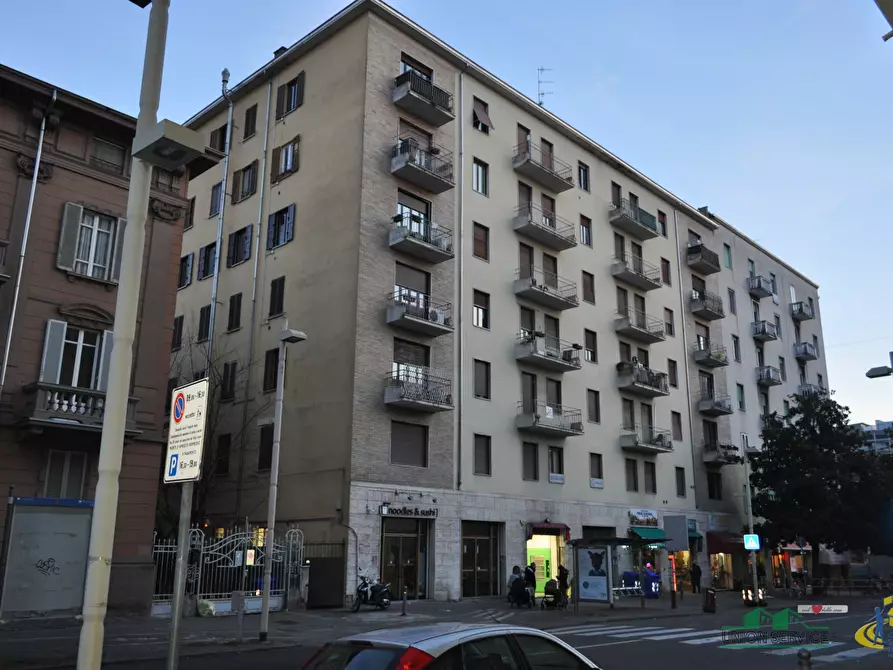 Immagine 1 di Garage in vendita  in Via Trento 21 a Parma