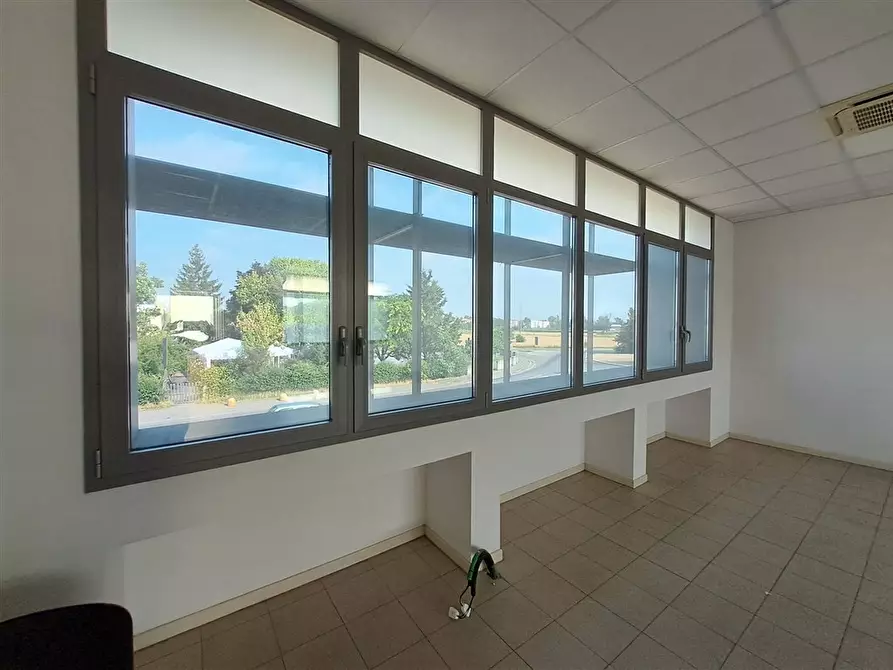 Immagine 4 di Ufficio in affitto  in Via Mario Fantelli 12 a Parma