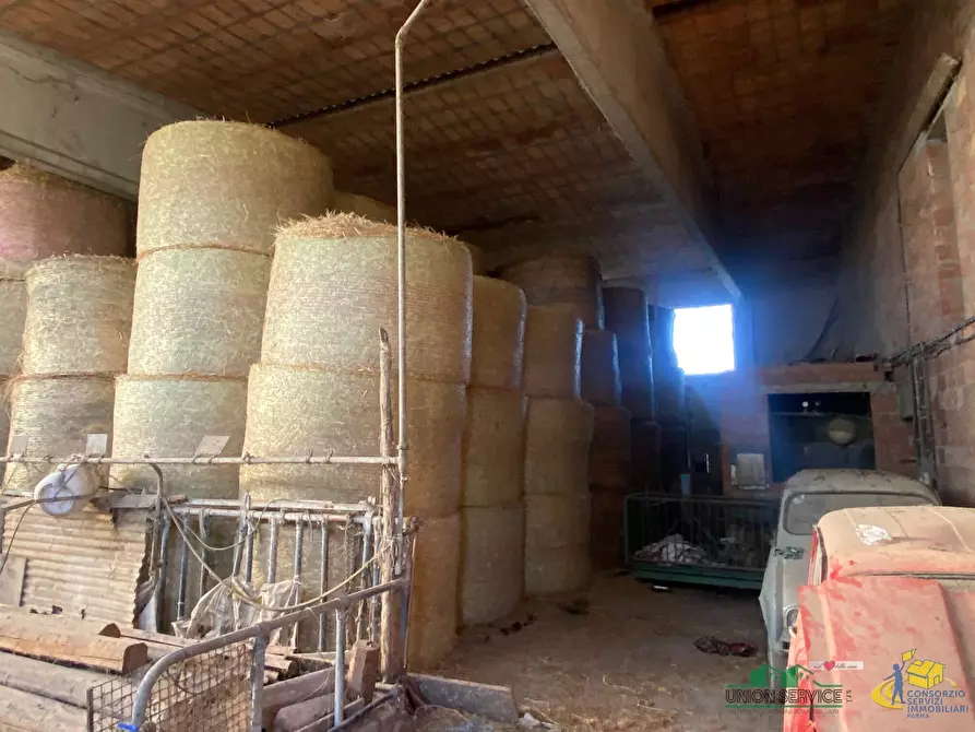 Immagine 9 di Casa indipendente in vendita  in Strada per Varano Marchesi 37 a Medesano