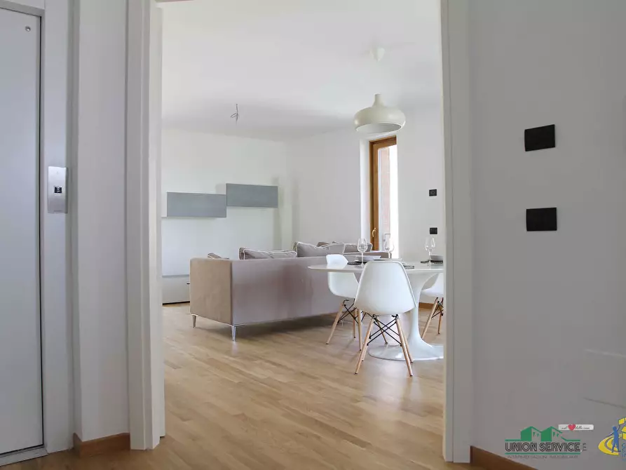 Immagine 28 di Casa bifamiliare in vendita  a Parma