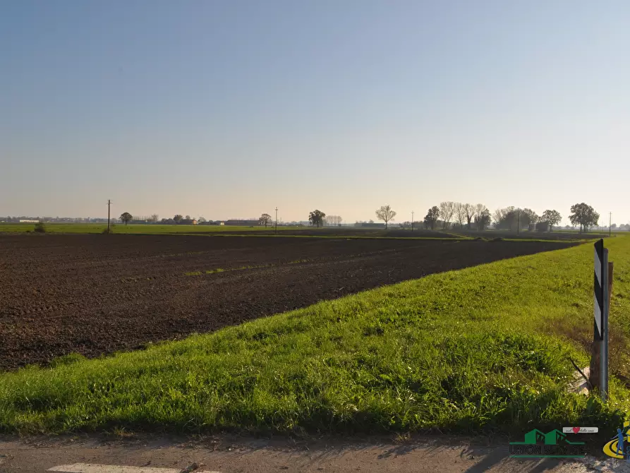 Immagine 1 di Terreno agricolo in vendita  in STRADA SAN ROCCO a Parma