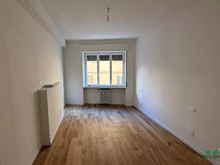 Immagine 13 di Quadrilocale in vendita  in Strada Giuseppe Garibaldi 22B a Parma