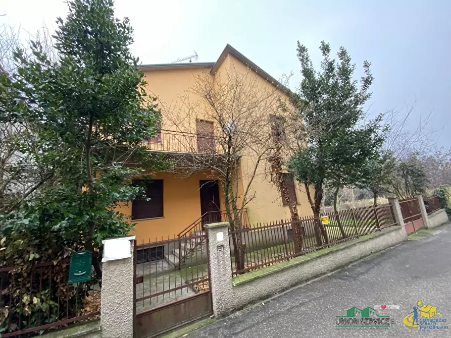 Immagine 2 di Casa indipendente in vendita  in Via Biagio Pelacani 6 a Noceto