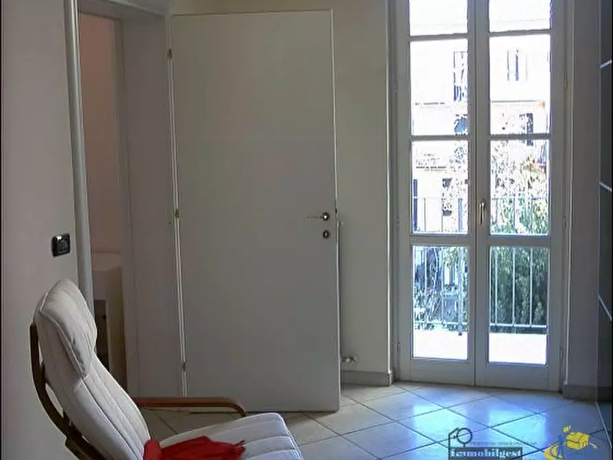 Immagine 2 di Bilocale in affitto  in Via Primo Groppi 14 a Parma