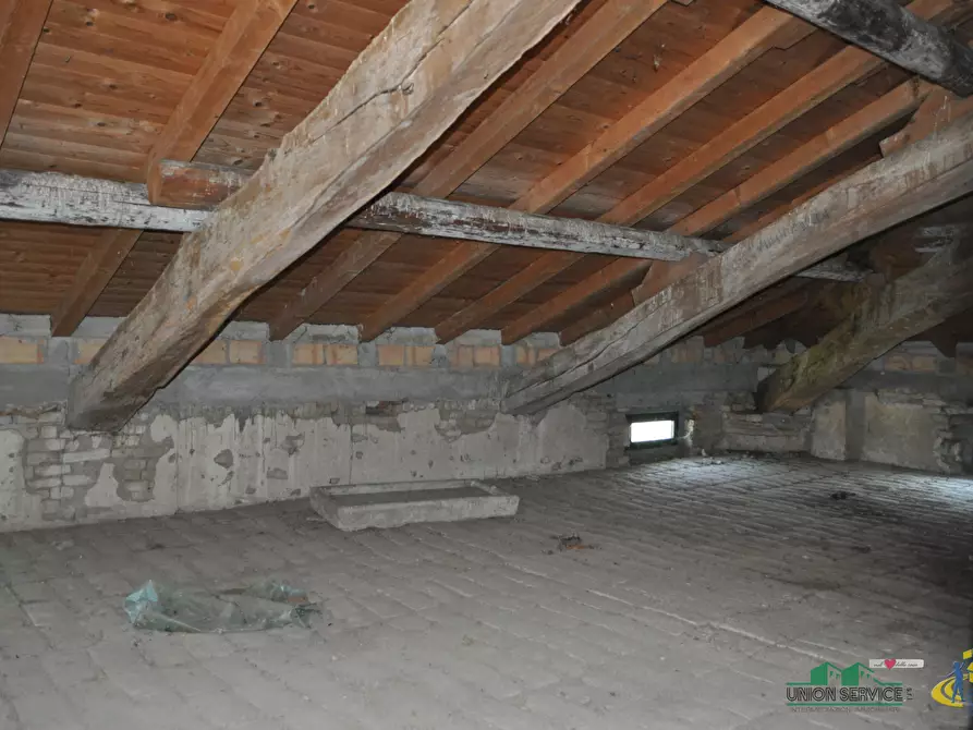 Immagine 42 di Rustico / casale in vendita  in Frazione Borgonovo 29 a Sissa Trecasali