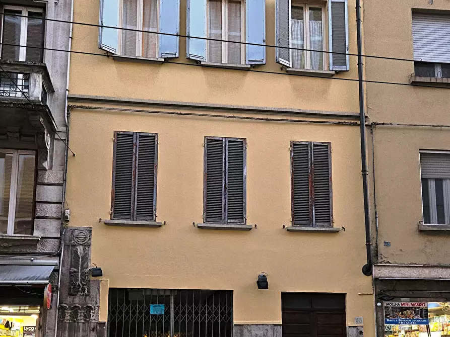 Immagine 27 di Trilocale in vendita  in Strada Garibaldi 45 a Parma