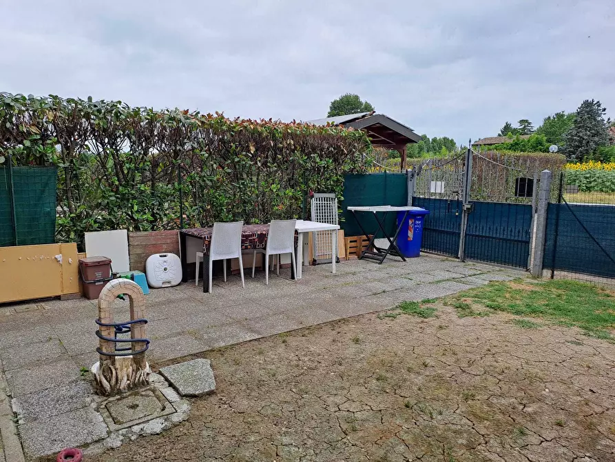 Immagine 8 di Bilocale in vendita  in Corte Sant'Andrea 4 a Torrile