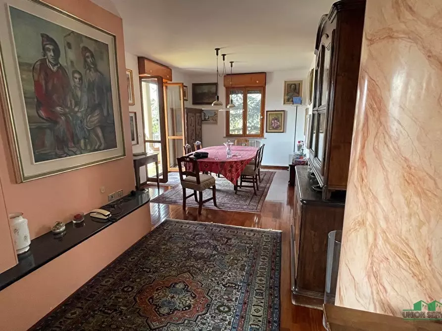 Immagine 14 di Quadrilocale in vendita  in Strada Comunale Farnese 48 a Parma