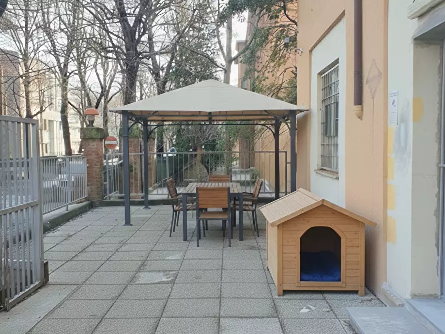 Immagine 27 di Trilocale in vendita  in via solari 25 a Parma