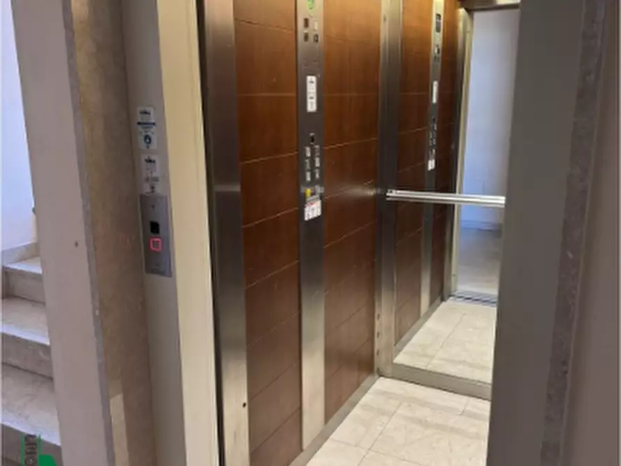 Immagine 12 di Trilocale in vendita  in Via Buozzi a Parma