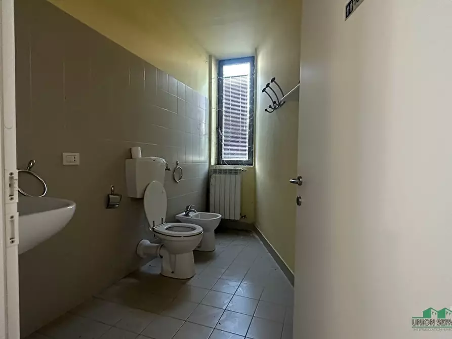 Immagine 6 di Ufficio in affitto  in Viale Libertà 5 a Collecchio