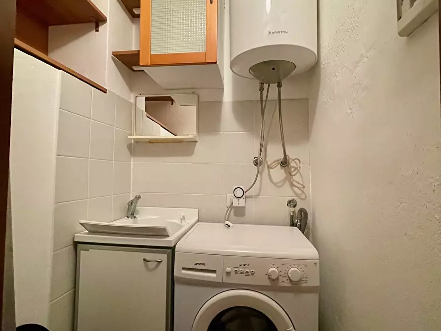 Immagine 9 di Monolocale in vendita  in Strada XX Settembre 52 a Parma