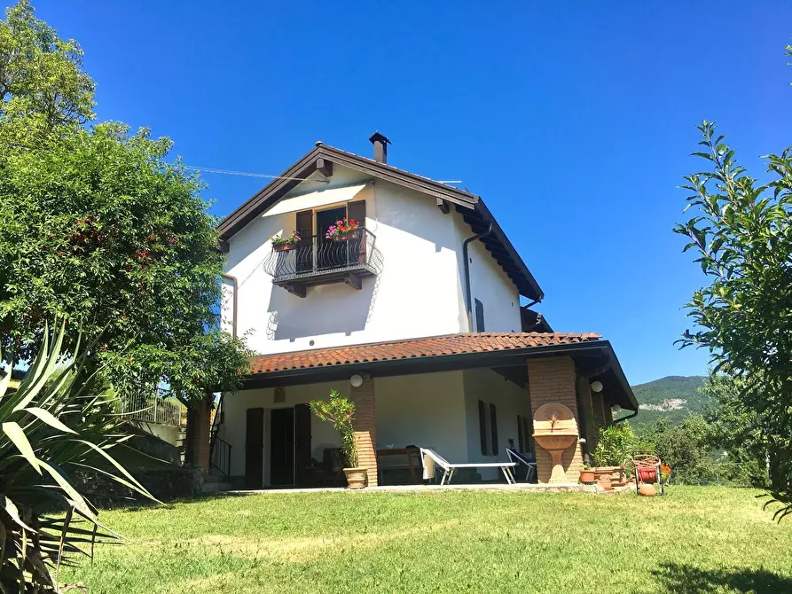 Immagine 1 di Casa indipendente in vendita  in Strada Bergotto 42 a Berceto