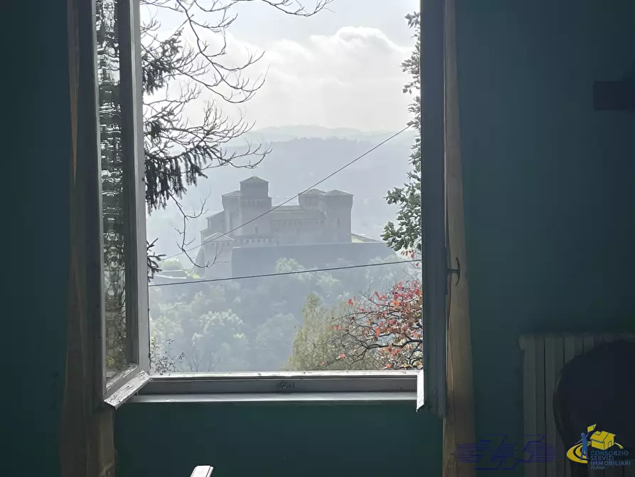 Immagine 1 di Porzione di casa in vendita  in via goiano a Langhirano