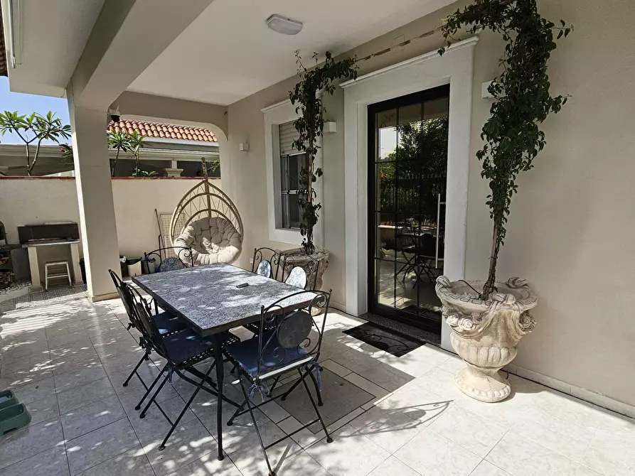 Immagine 7 di Villa in vendita  in Via Pablo Neruda 81 a Ispica