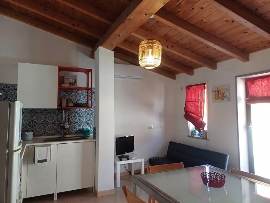 Immagine 12 di Porzione di casa in vendita  in Via C. Colombo 77 a Pozzallo