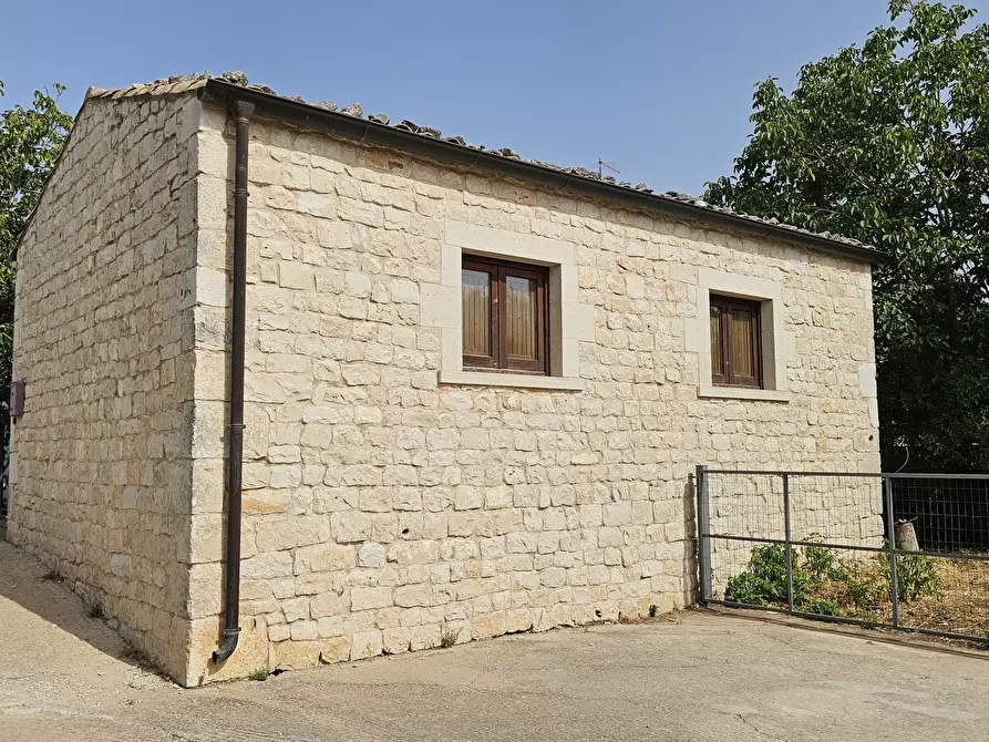 Immagine 3 di Villa in vendita  a Modica