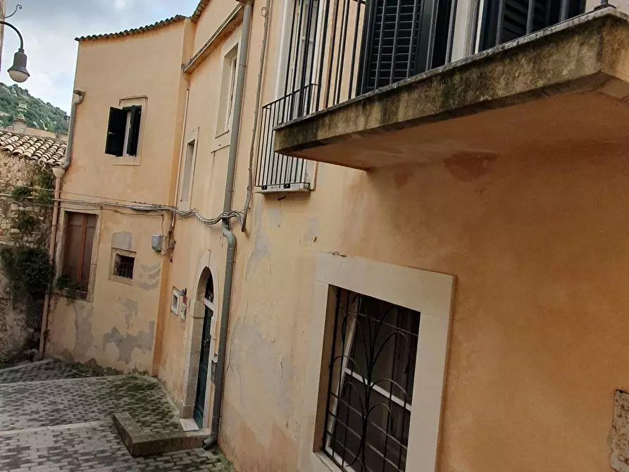 Immagine 24 di Casa indipendente in vendita  a Modica