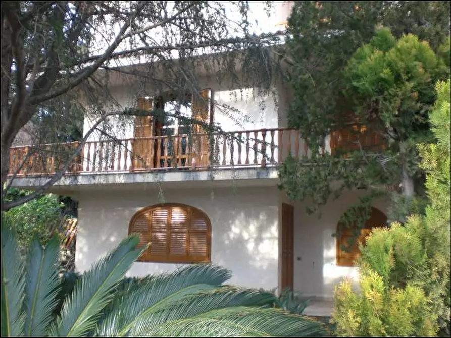 Immagine 15 di Villa in vendita  in Via Risorgimento a Modica