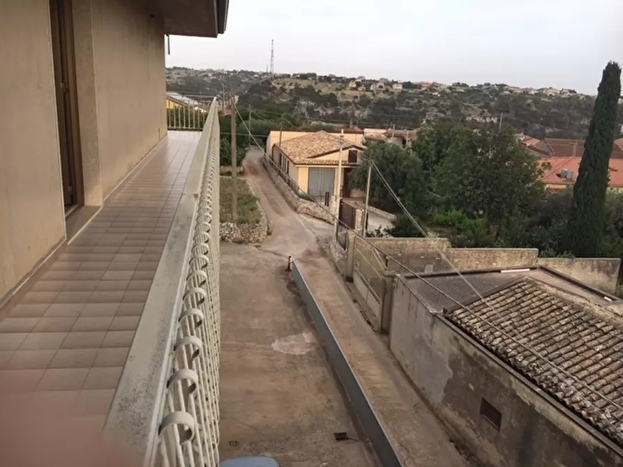 Immagine 13 di Terratetto in vendita  a Modica