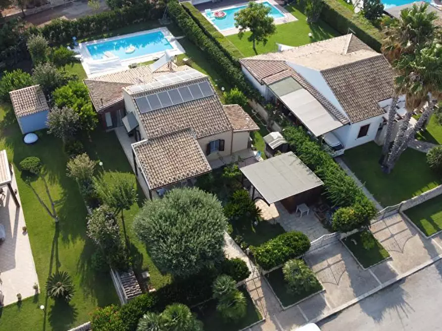 Immagine 4 di Villa in vendita  a Scicli