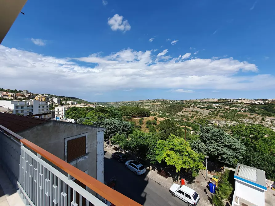 Immagine 19 di Appartamento in vendita  in Corso Sicilia 10 a Modica