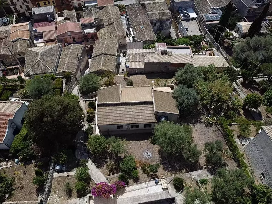 Immagine 37 di Villa in vendita  in Via Garaffa Soldato 131 a Modica