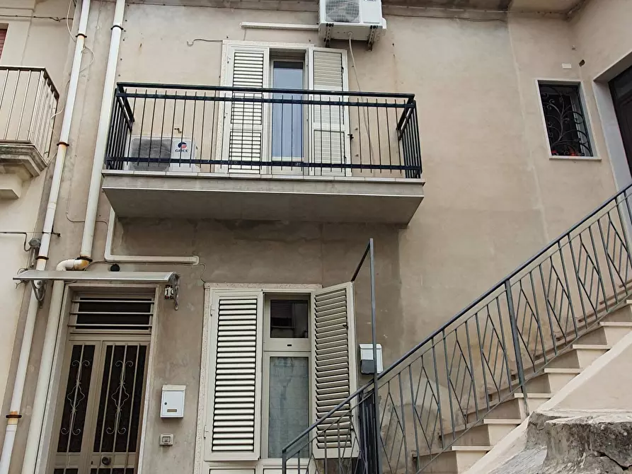 Immagine 1 di Porzione di casa in vendita  in Vico Asmara 111 a Modica