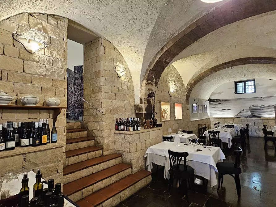 Immagine 13 di Bar / Ristorante in vendita  in Via Pozzo Barone 30 a Modica