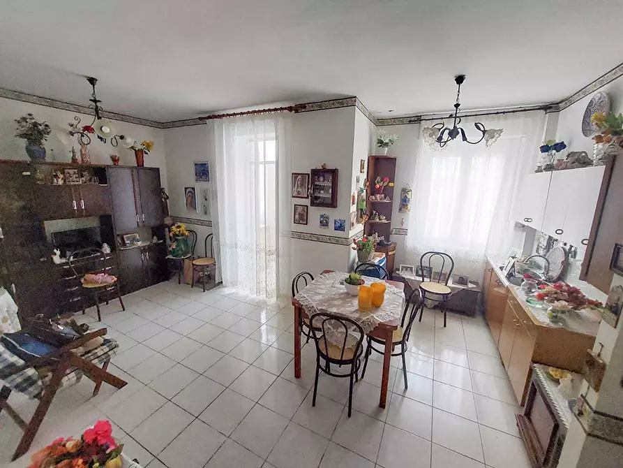 Immagine 1 di Appartamento in vendita  in Via Tazzoli 11 a Modica