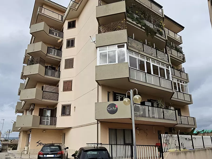 Immagine 1 di Mansarda in vendita  in Via Sacro Cuore 72 a Modica