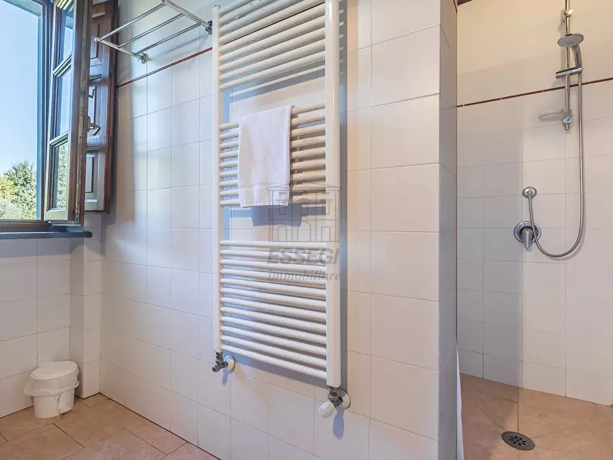 Immagine 31 di Rustico / casale in vendita  in Via di Rocchino 60 a Lucca