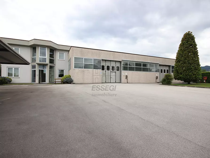 Immagine 24 di Capannone industriale in vendita  in Via dei Bocchi 201 a Capannori