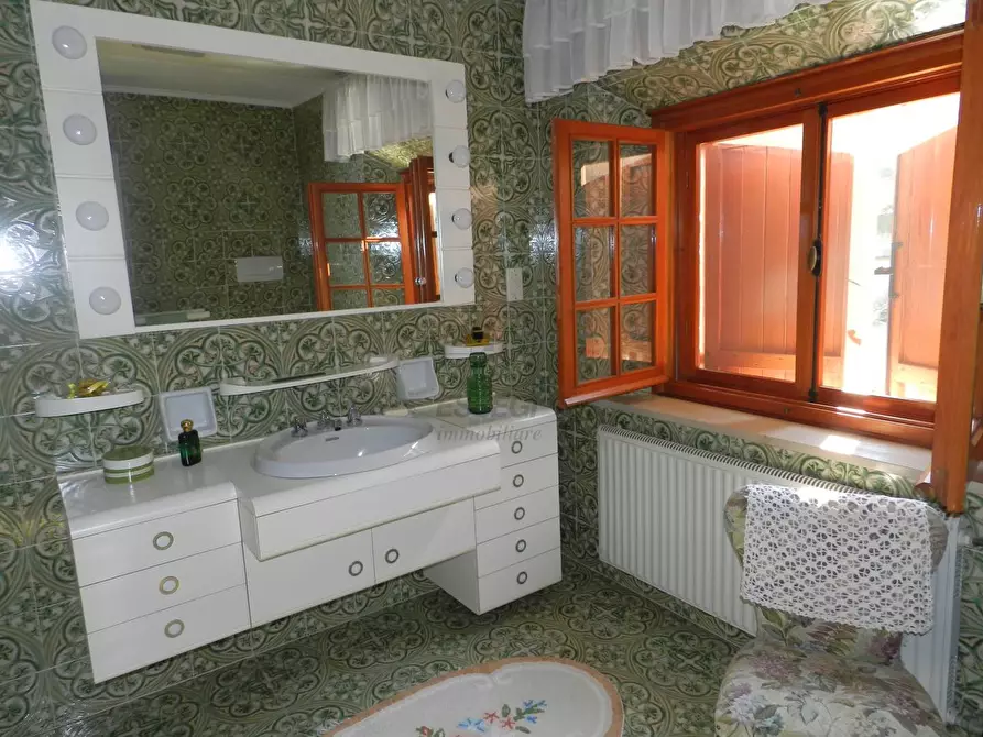 Immagine 6 di Rustico / casale in vendita  in Via di Villa Gaia 508 a Lucca