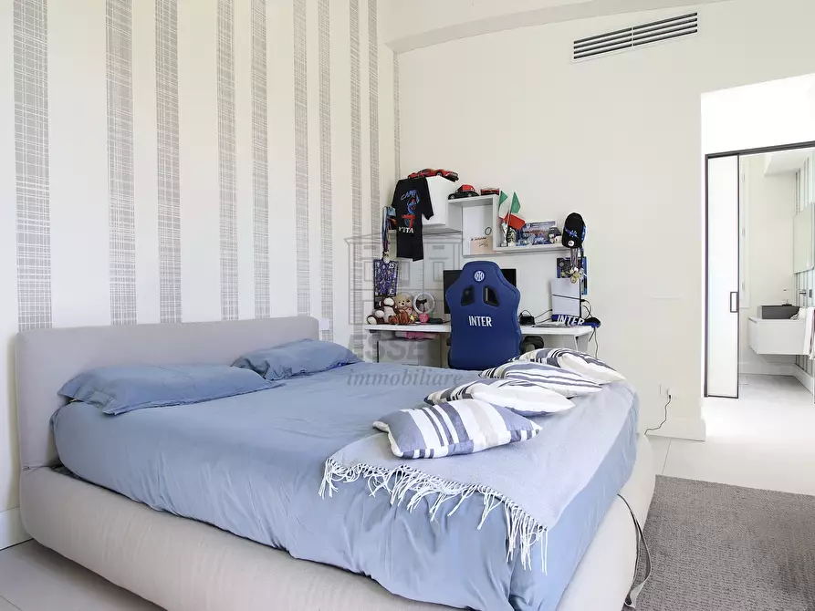 Immagine 30 di Villa in vendita  in Via Don Emilio Angeli a Lucca