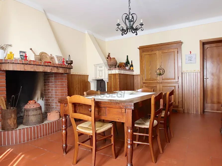 Immagine 41 di Villa in vendita  in Via dei Pieroni a Capannori