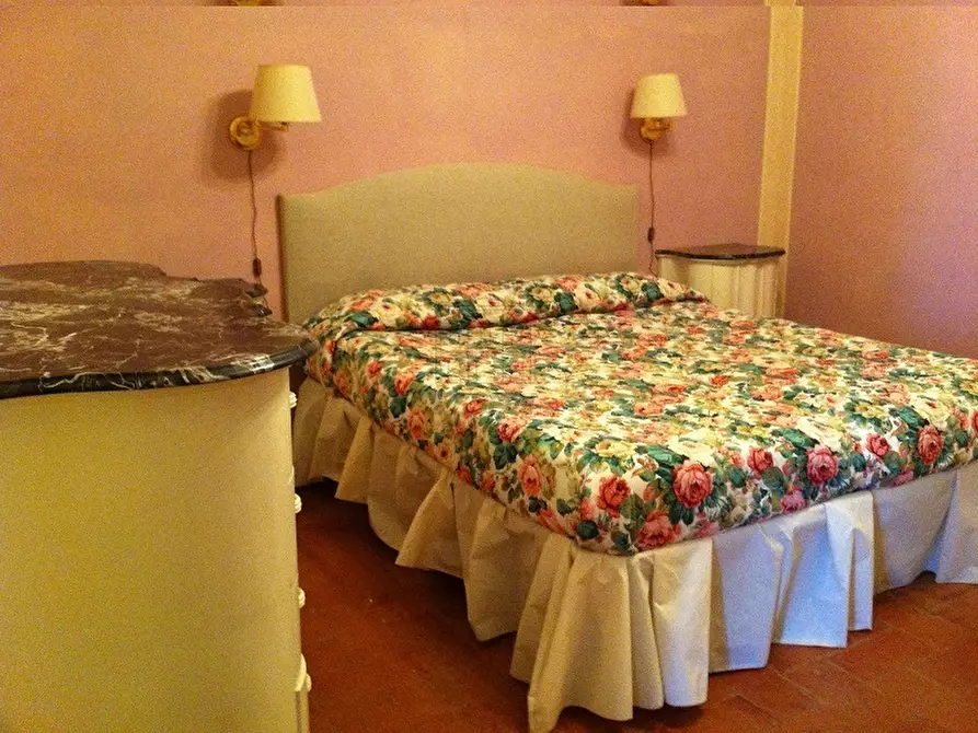 Immagine 35 di Rustico / casale in vendita  in Via di matraia a Lucca