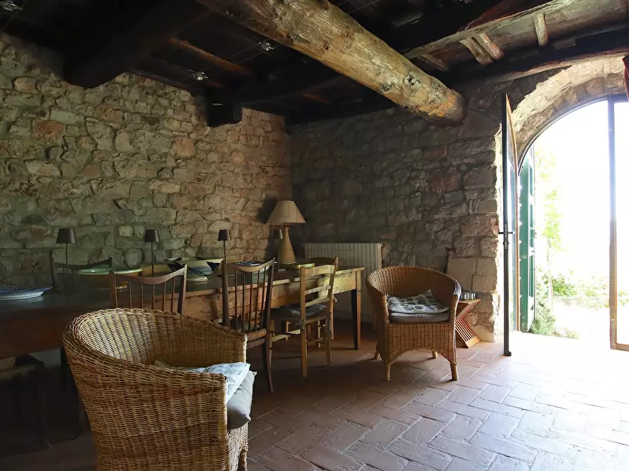 Immagine 18 di Rustico / casale in vendita  in S.v. di Partigliano 11/A a Lucca