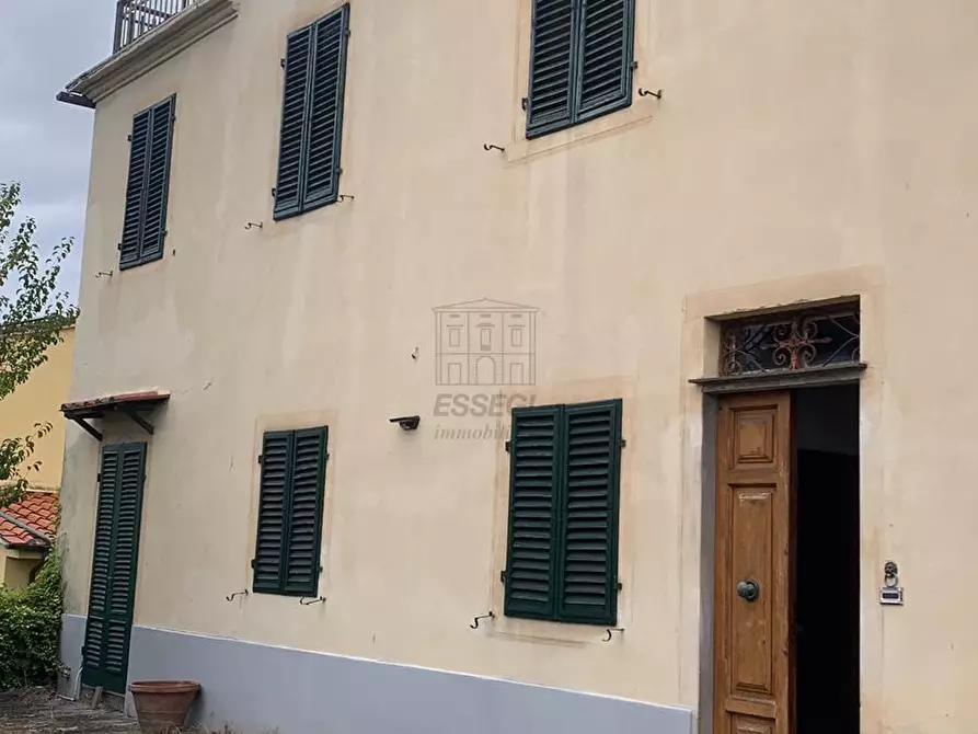 Immagine 1 di Terratetto in vendita  in via della chiesa di Camigliano, Camigliano 1 a Lucca