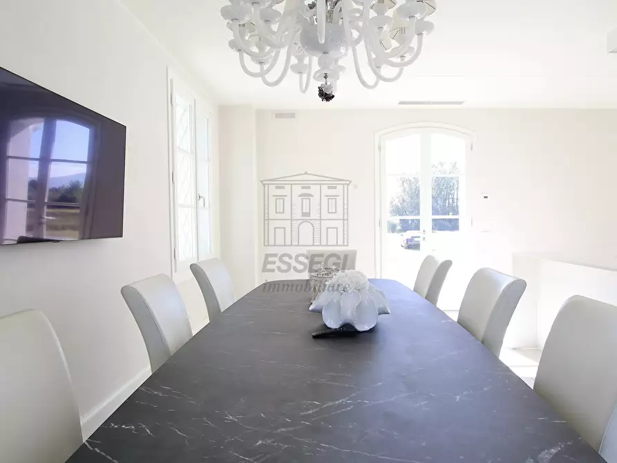 Immagine 17 di Villa in vendita  in Via Don Emilio Angeli a Lucca