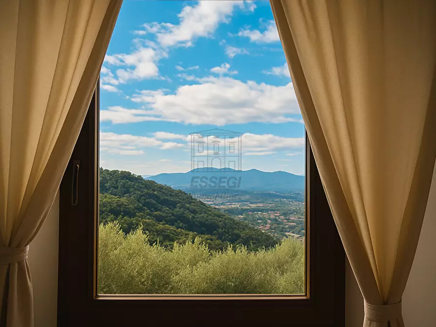 Immagine 2 di Rustico / casale in vendita  in Via Casa Nuova a Pescia